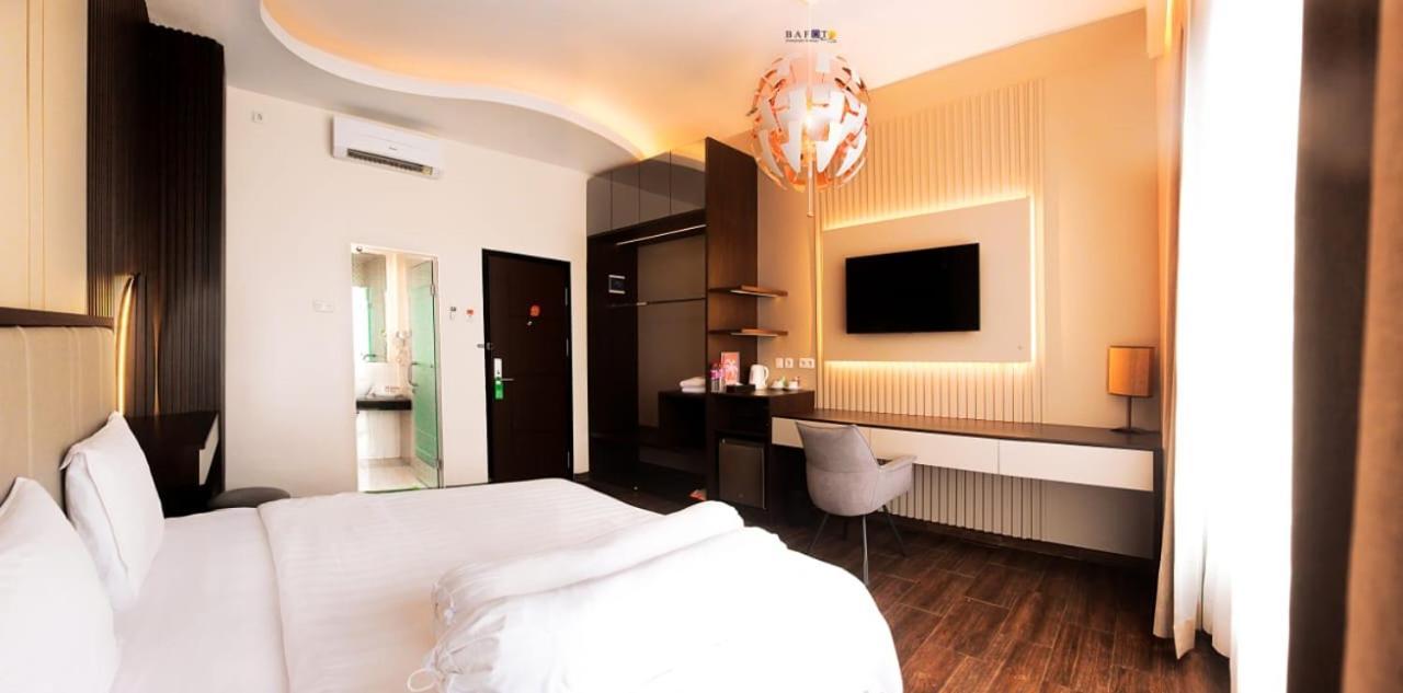 Emerald Hotel Ternate Exterior photo