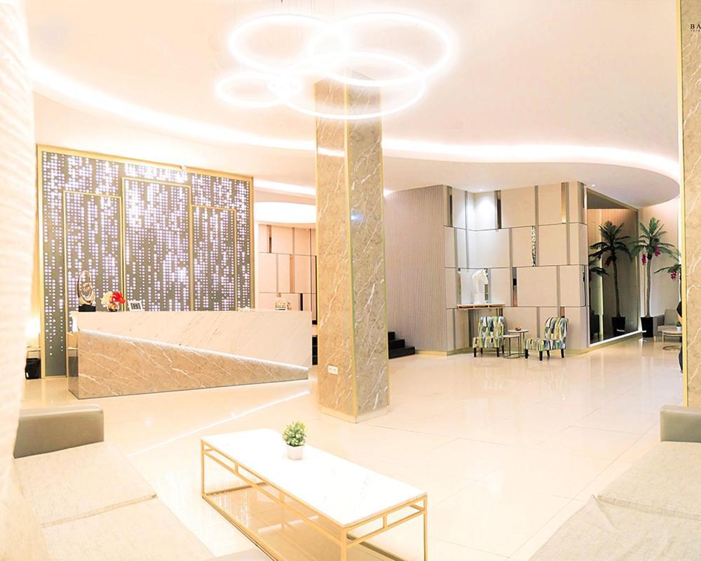 Emerald Hotel Ternate Exterior photo